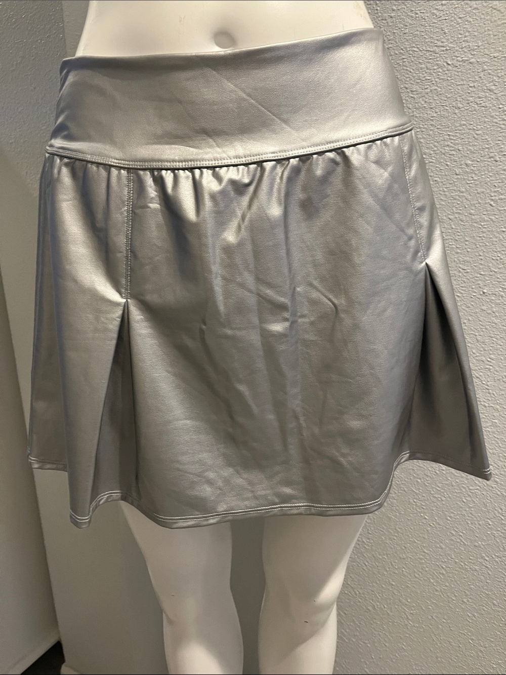 Metallic Silver Pleated A-Line Women's Skirt AERIE size M